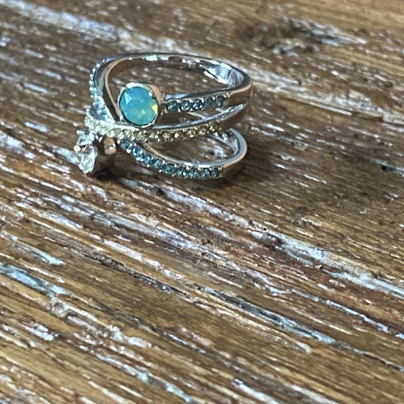 Lia Sophia “Spun Sugar” Ring - Picture 4 of 4